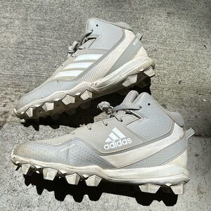 Adidas baseball cleats size 5 1/2. Worn 5 times.